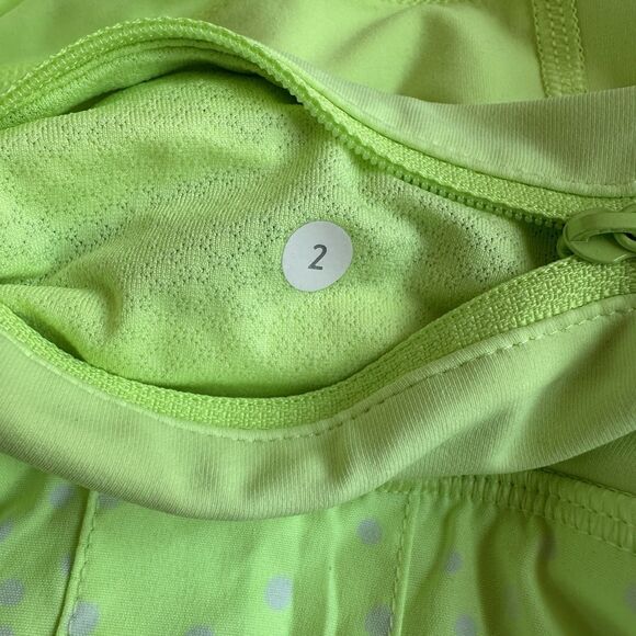 Lululemon Pace Setter Skirt Sz 2 Neon Petit/Polka Dot Ruffle Tennis Skort - Picture 6 of 6